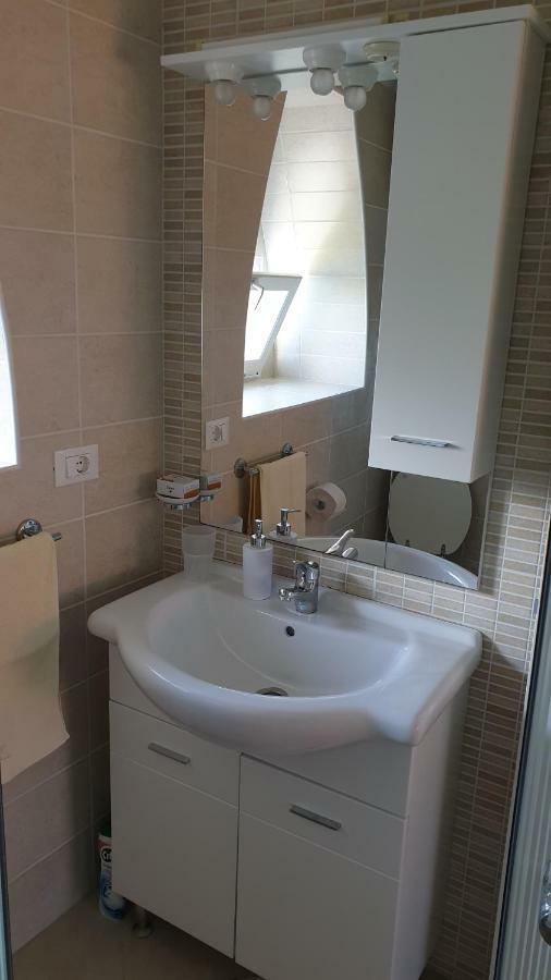 Apartment Marina Valun Extérieur photo