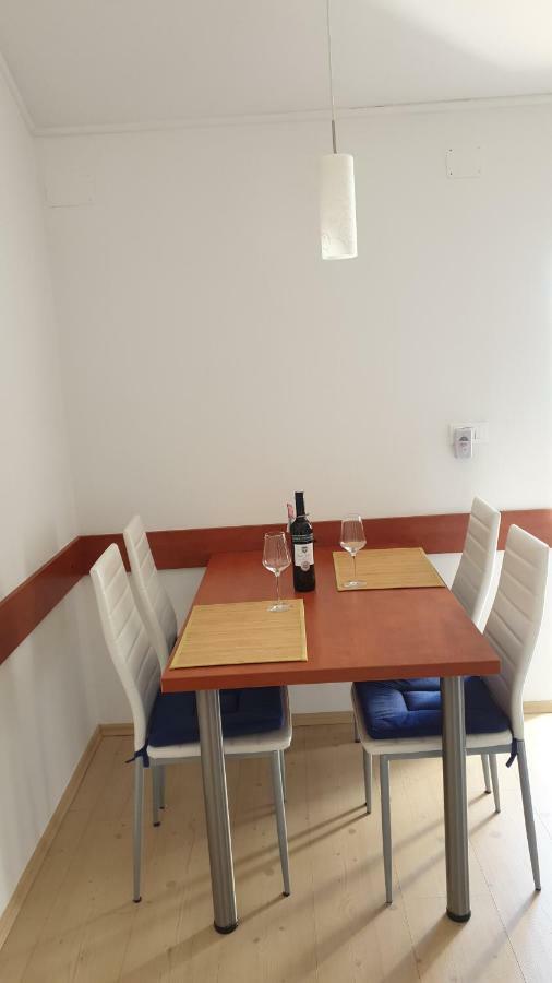 Apartment Marina Valun Extérieur photo
